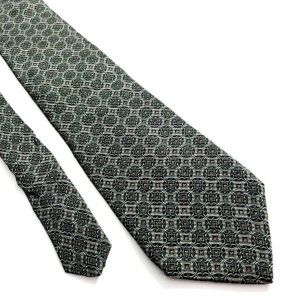 Arrow Green Tan Geometric Print‎ Silk Tie